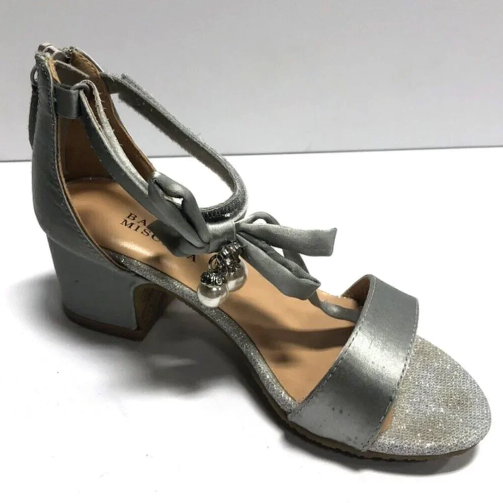Badgley Mischka Girls Pernia Pearl Bow Sandal Size 13M Little Kids